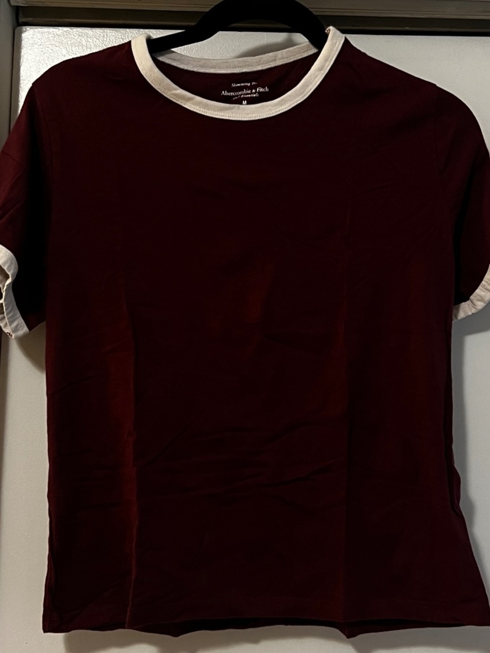 Abercrombie & Fitch Burgundy Contrast Trim Skimming Tee – Medium